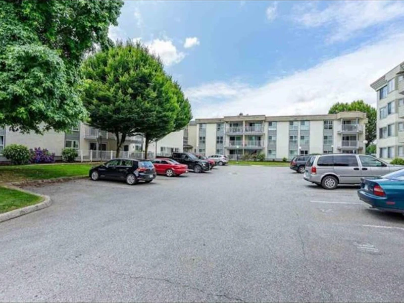 335 - 32830 George Ferguson Way, Abbotsford BC V2S 7K1