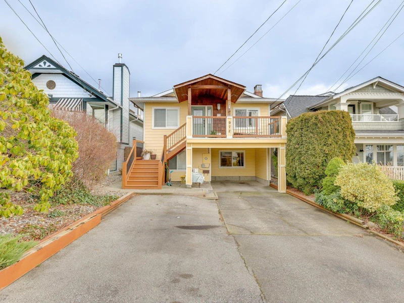 972 Habgood Street, Surrey BC V4B 4W6