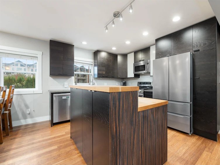 33155 4 Avenue, Mission, BC, V2V 1S7