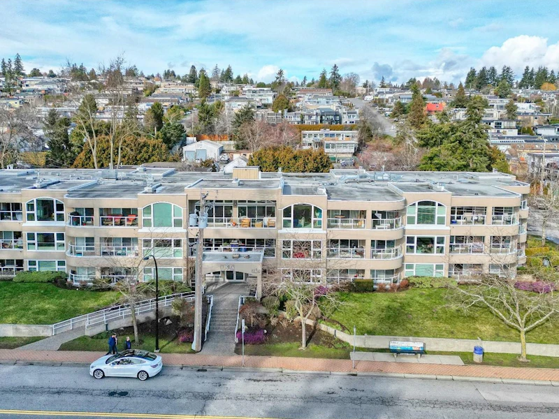 107 - 15809 Marine Drive, Surrey BC V4B 1E7