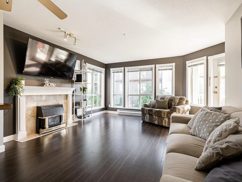 206 - 2575 Ware Street, Abbotsford BC V2S 3E2