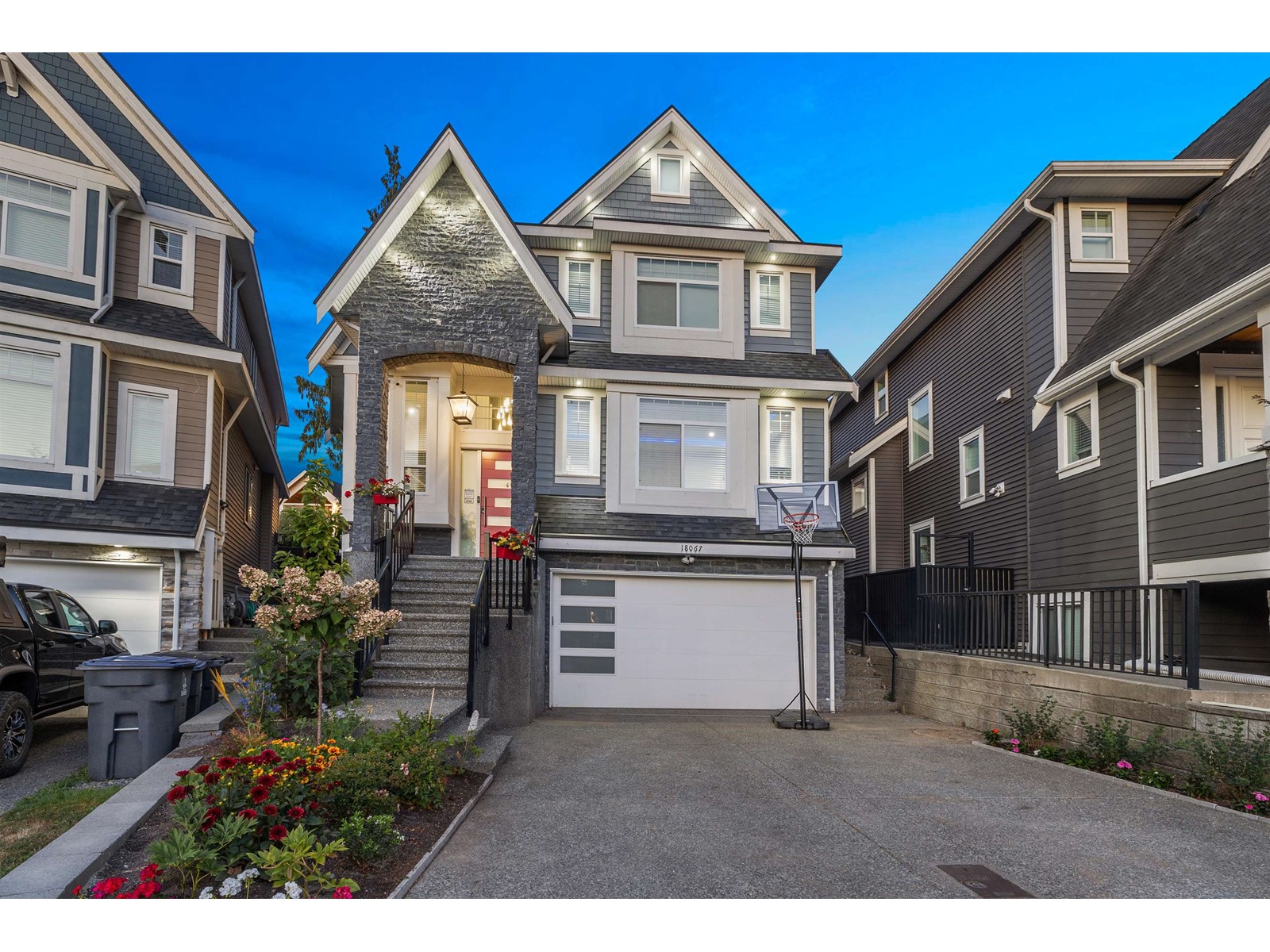 18067 66a Avenue, Surrey, BC, V3S 8C3