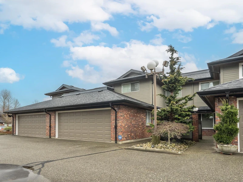2 - 33000 Mill Lake Road, Abbotsford BC V2S 2A3