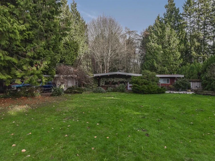 6446 138 Street, Surrey, BC, V3W 5G6