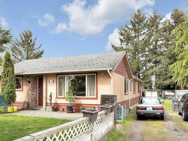 11059 131st Street, Surrey BC V3T 3P8