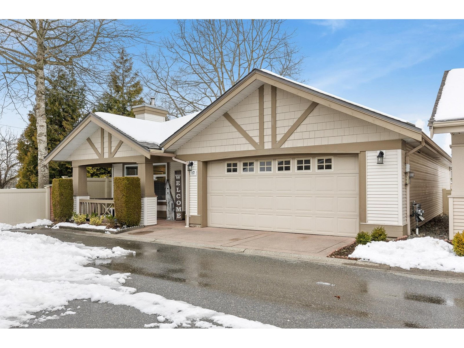 17-8555 209 Street, Langley, BC, V1M 3W2
