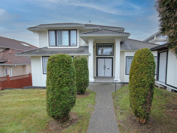 8213 152 Street, Surrey, BC, V3S 3M6
