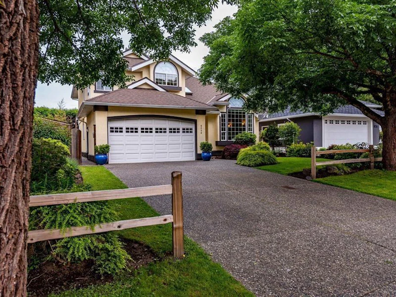9280 207th Street, Langley BC V1M 2W5