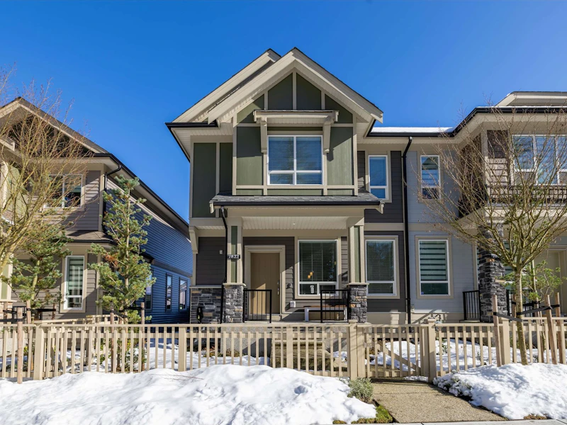 7822 204th Street, Langley BC