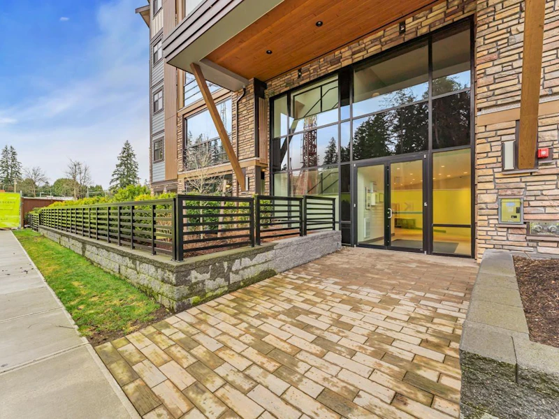 101 - 3535 146a Street, Surrey BC
