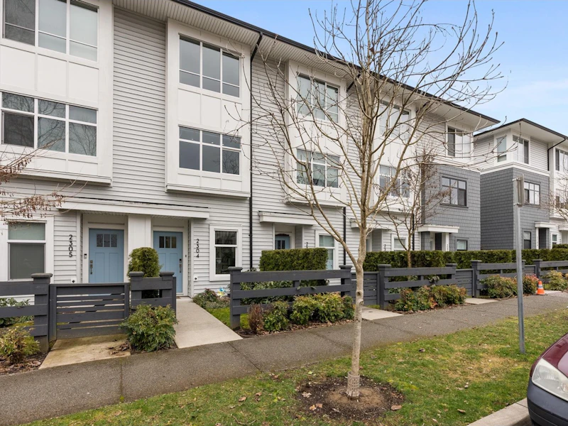 2304 - 18530 Laurensen Place, Surrey BC
