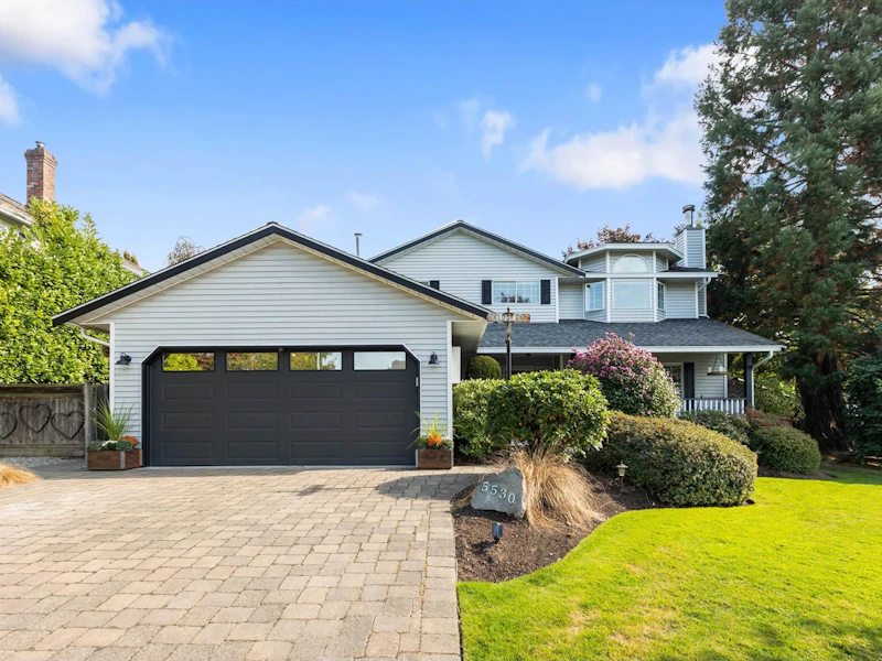 5530 183a Street, Surrey BC V3S 7Z3
