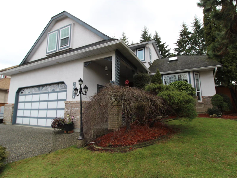 16658 83rd Avenue, Surrey BC V4N 3H4