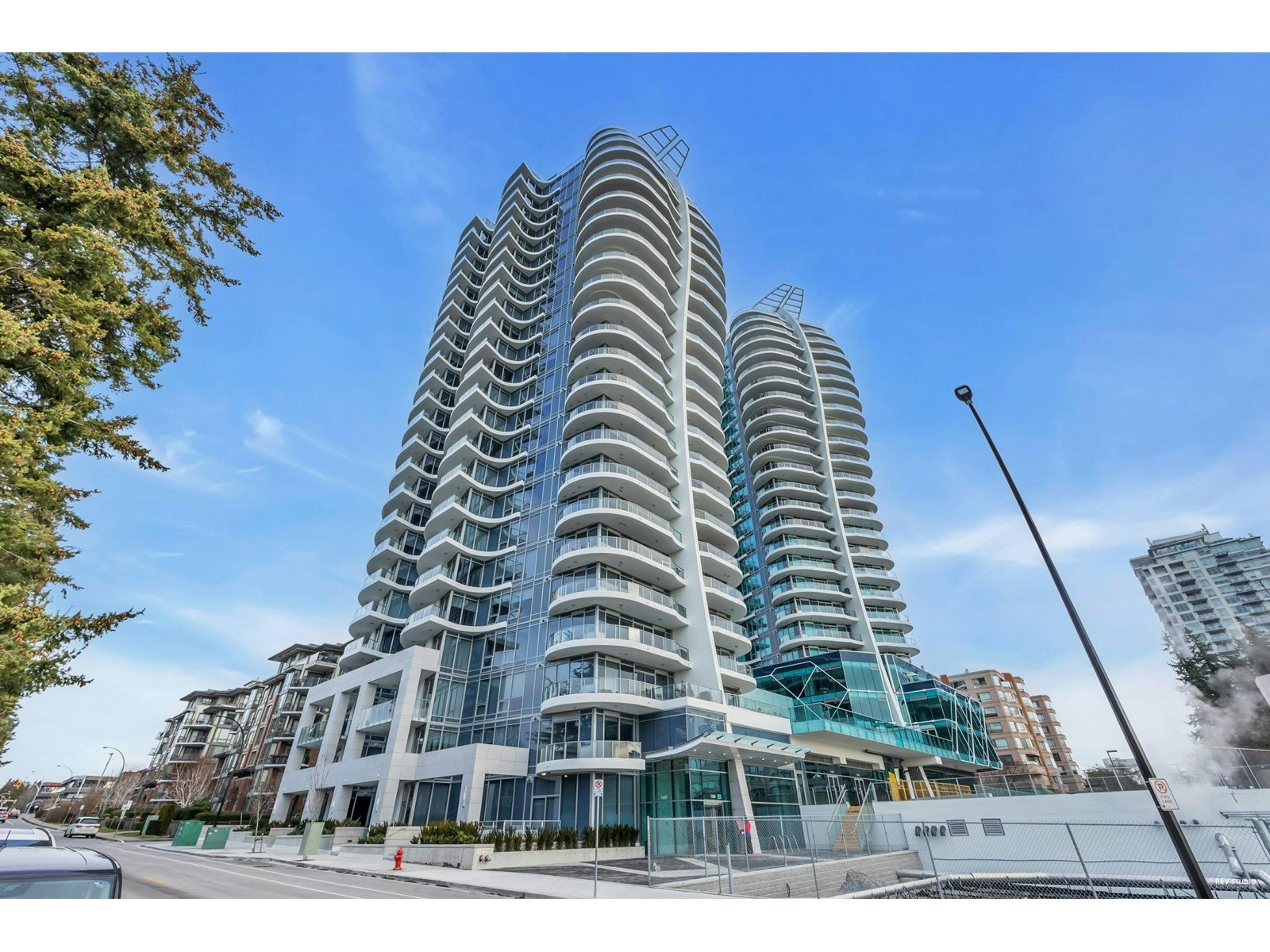 504-1500 Martin Street, Surrey, BC, V4B 0C2