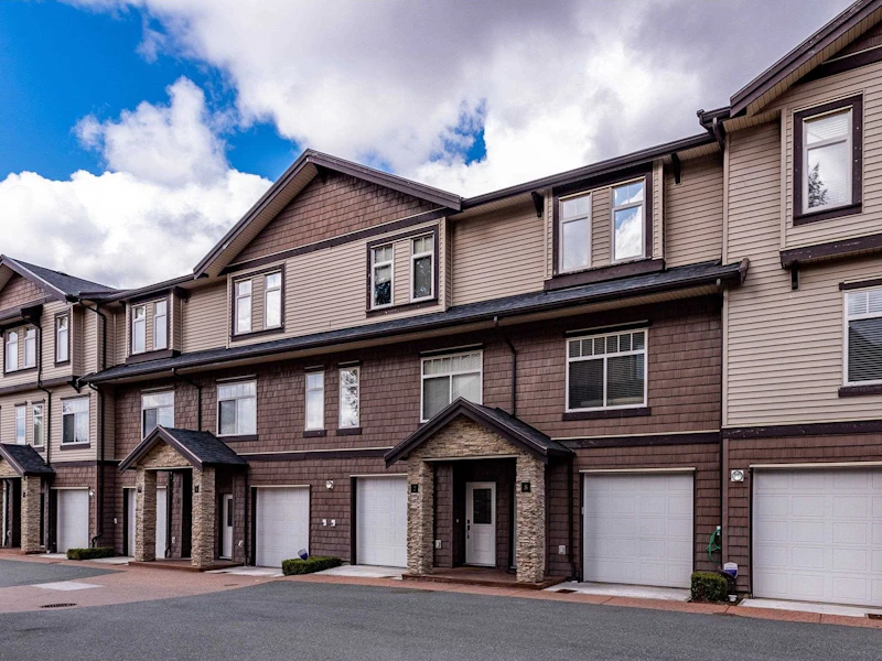 8 - 2950 Lefeuvre Road, Abbotsford BC V4X 1A8