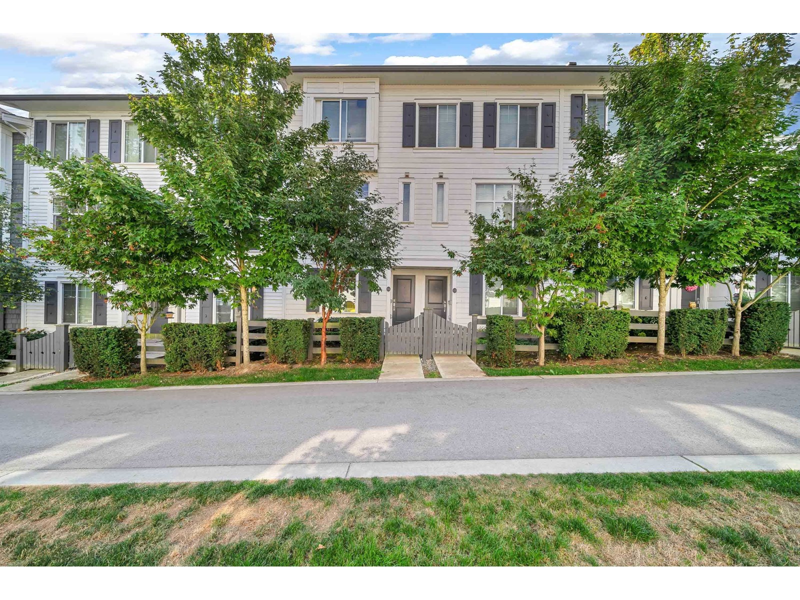 16-8130 136a Street, Surrey, BC, V3W 1H9