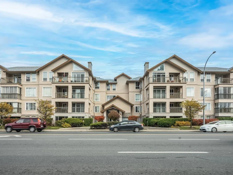 207 - 2772 Clearbrook Road, Abbotsford BC V2T 6N6