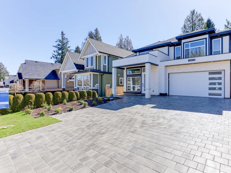 14412 58 Avenue, Surrey, BC, V3S 1Y3