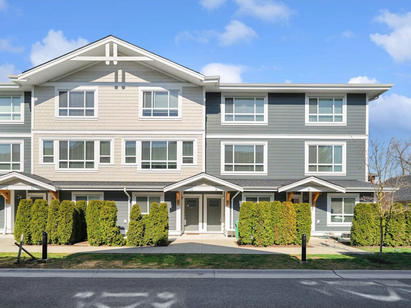 9 - 19753 55a Avenue, Langley BC