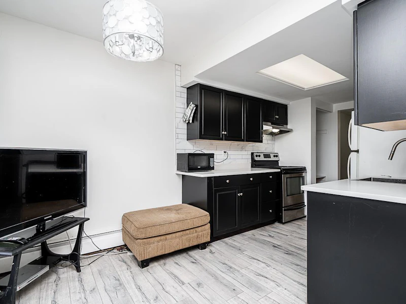 204 - 20420 54th Avenue, Langley BC V3A 6N6