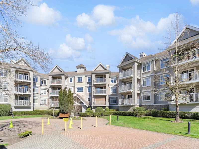 302 - 20896 57th Avenue, Langley BC V3A 8S9