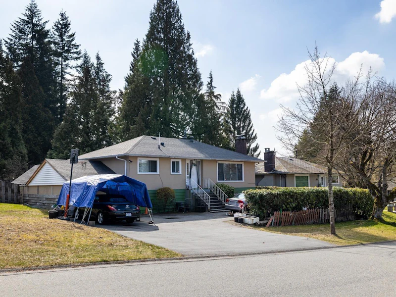 15124 Canary Drive, Surrey BC V3R 4V5