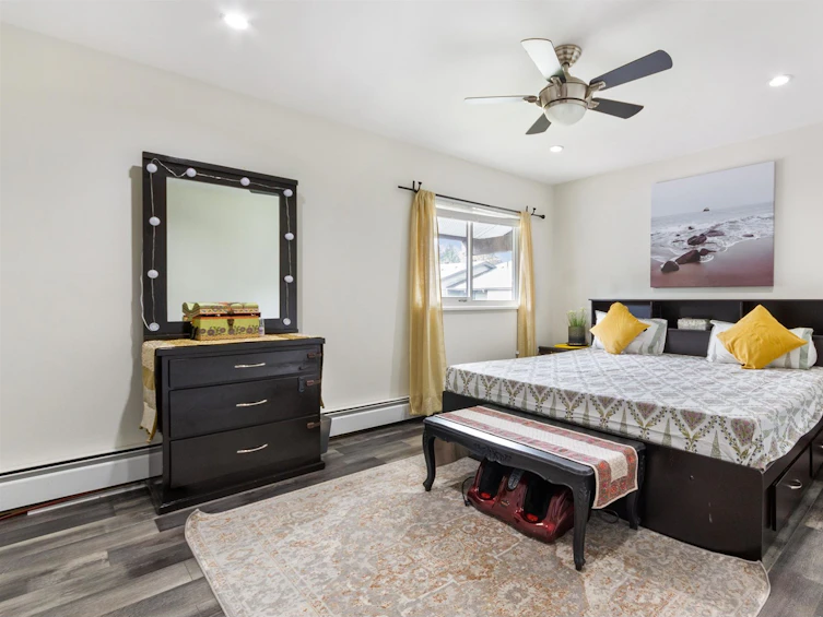 263-7493 140 Street, Surrey, BC, V3W 6G5