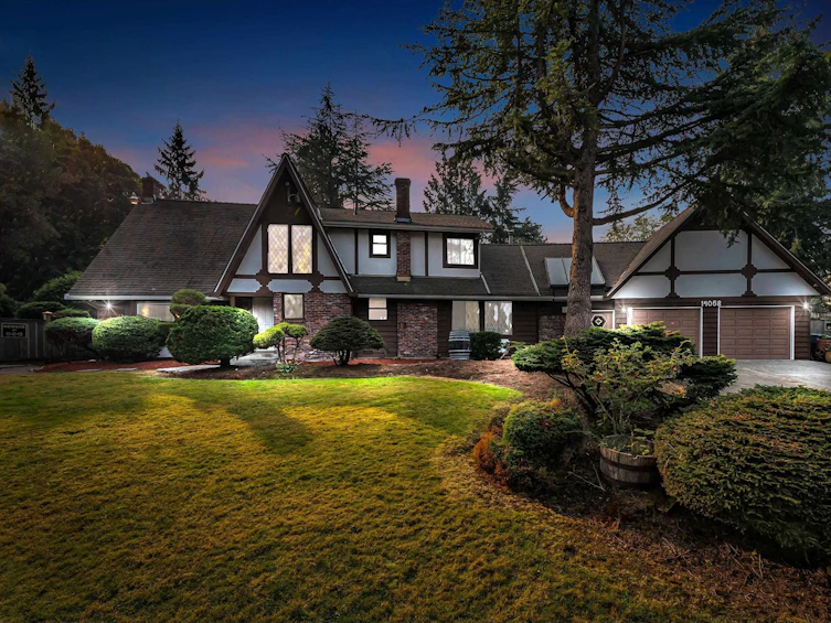 14068 27a Avenue, Surrey, BC, V4P 2E1