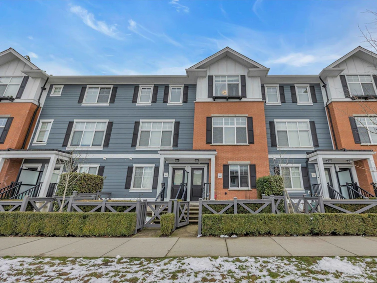62-16458 23a Avenue, Surrey, BC, V3Z 0L9