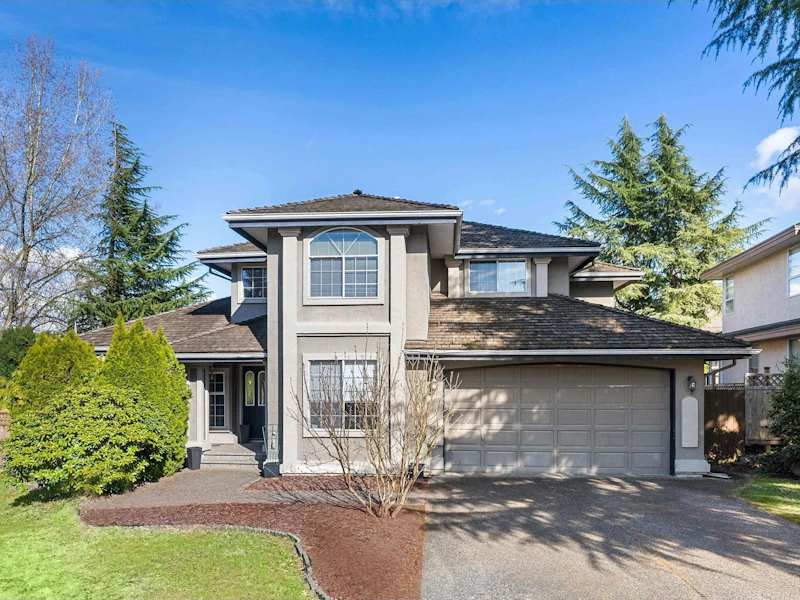 17081 102a Avenue, Surrey BC V4N 3L1