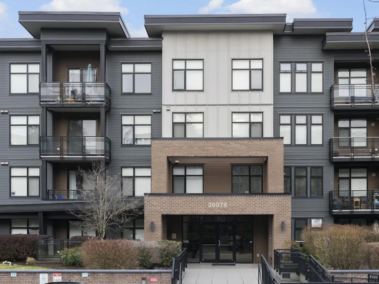 412-20078 Fraser Highway, Langley, BC, V3A 0J2