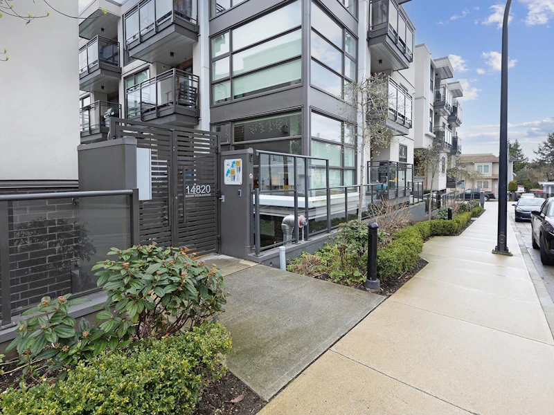 15 - 14820 Buena Vista Avenue, Surrey BC