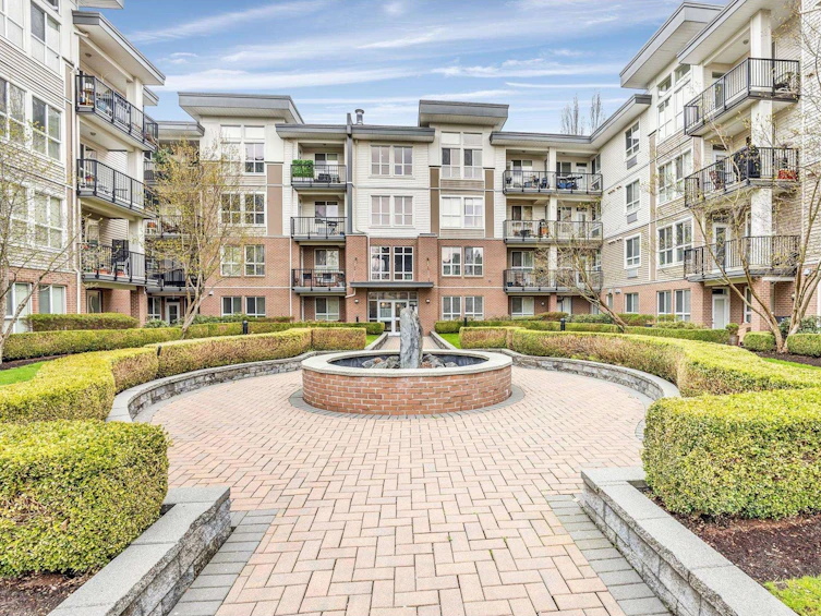 219-5430 201 Street, Langley, BC, V3A 0A2