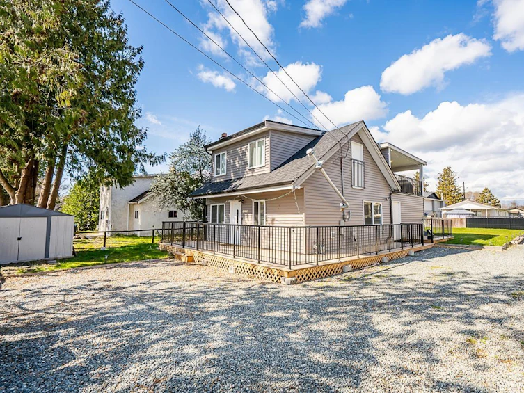 12491 113b Avenue, Surrey, BC, V3V 3M6