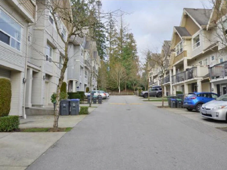 40-15065 58 Avenue, Surrey, BC, V3S 8Z5