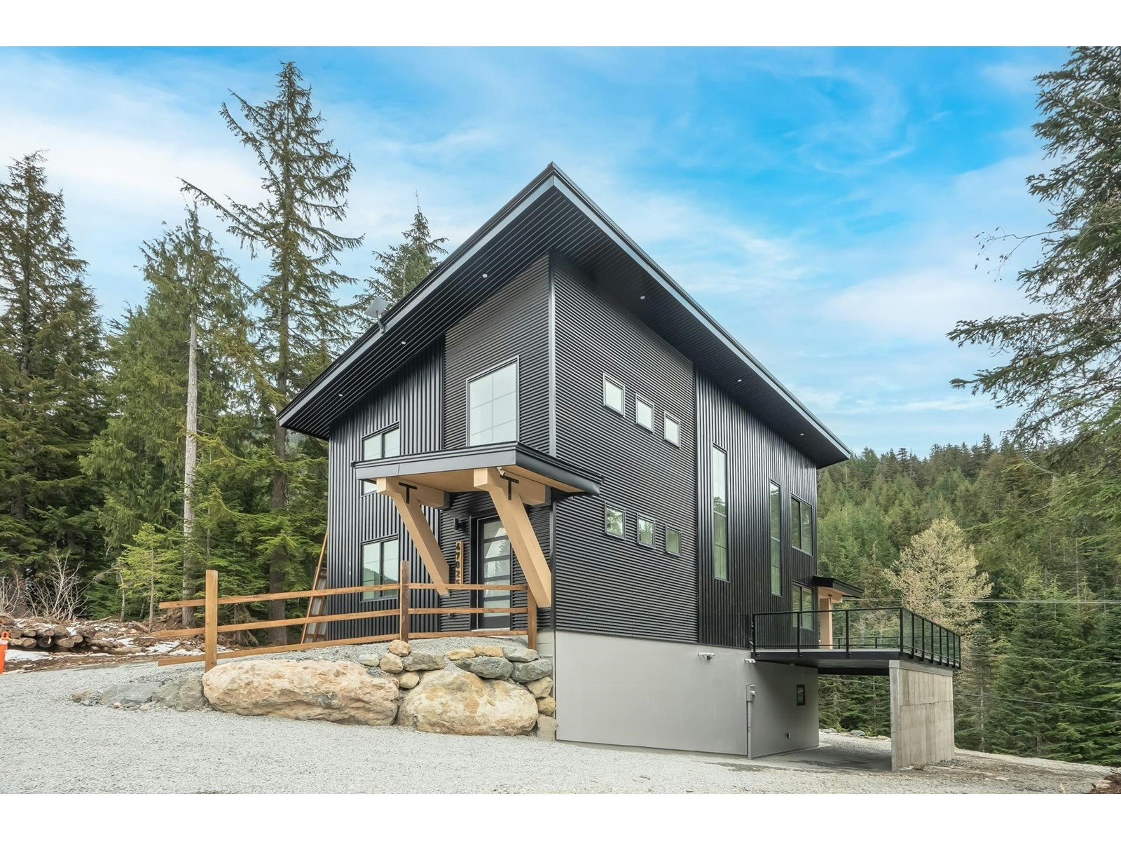 47025 Snowmist Drive, Mission, BC, V0M 1A1