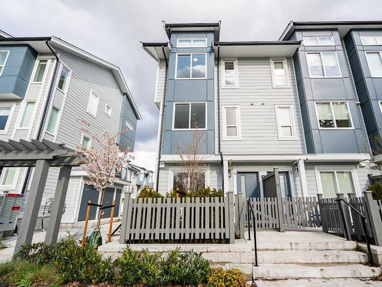 4-7050 188 Street, Surrey, BC, V4N 3G6