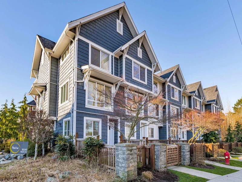 18 - 3039 156th Street, Surrey BC V3Z 6T5