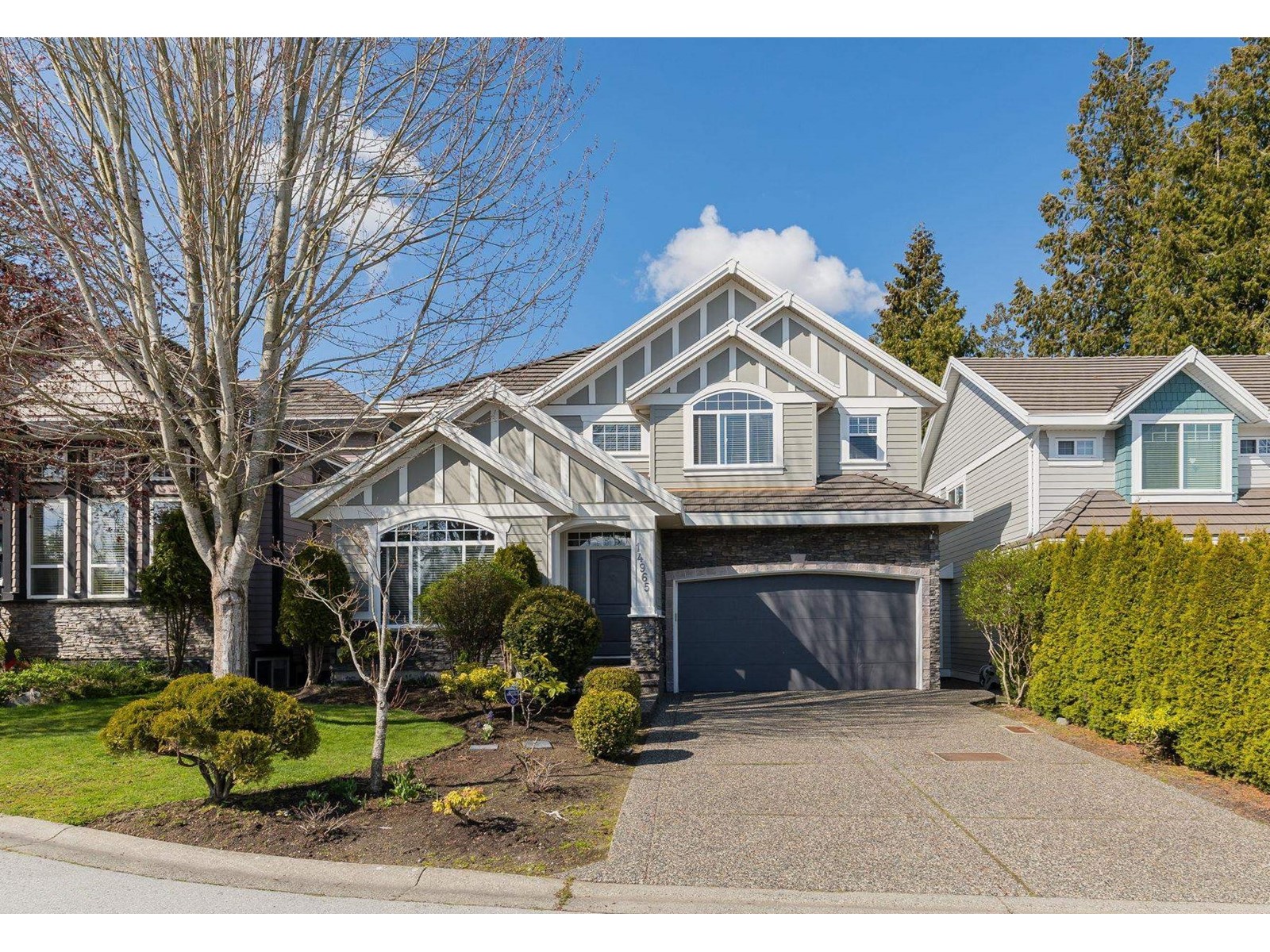 14965 34b Avenue, Surrey, BC, V3S 0T5