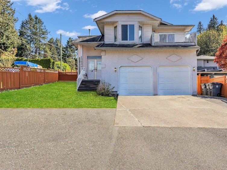 13896 115 Avenue, Surrey, BC, V3R 2P3