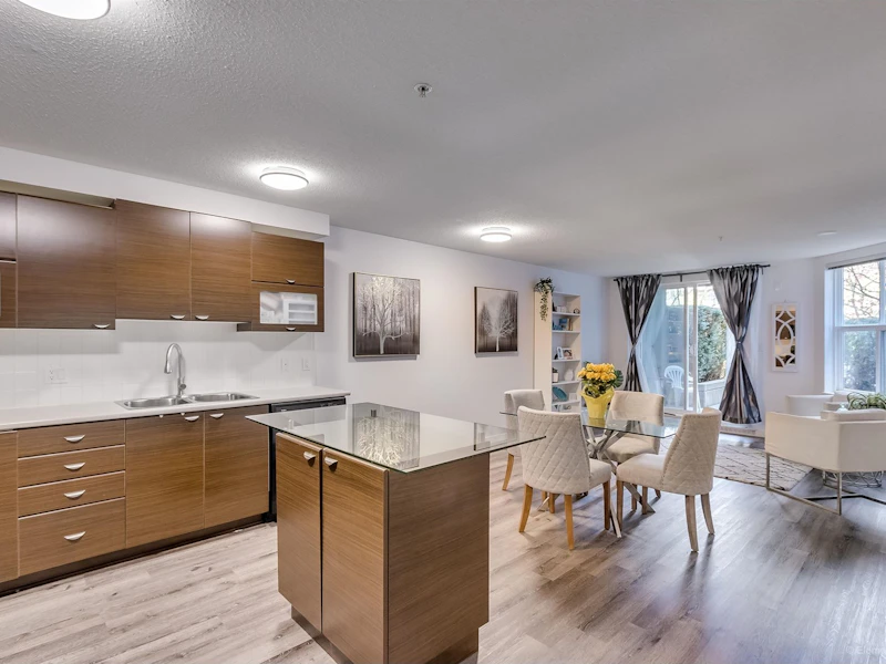 102 - 10707 139th Street, Surrey BC V3T 0B2