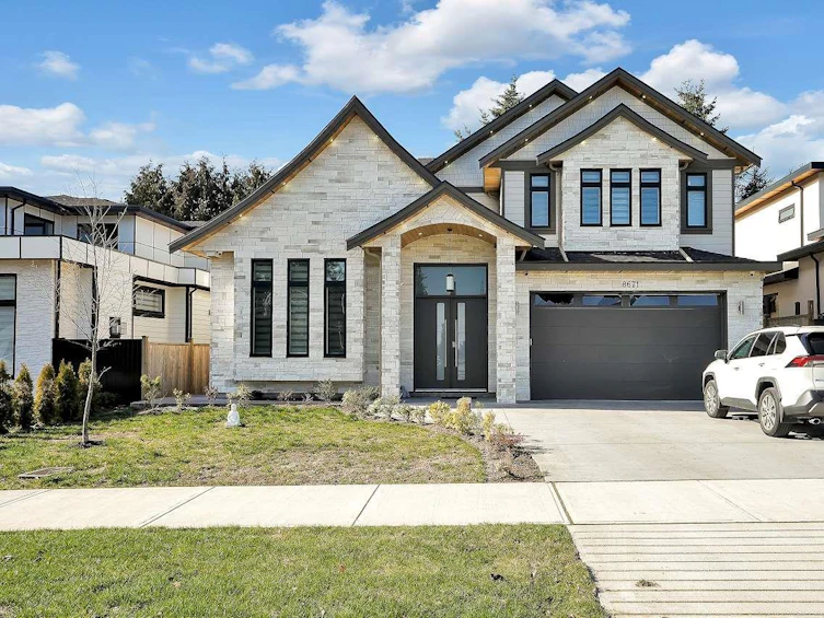 8671 154a Street, Surrey, BC, V3S 3N7