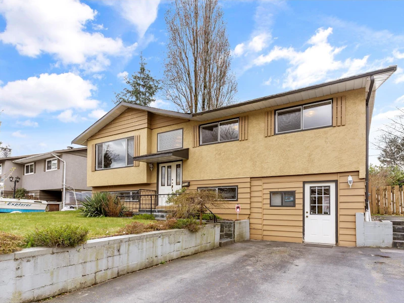 15114 Robin Crescent, Surrey BC V3R 4X8