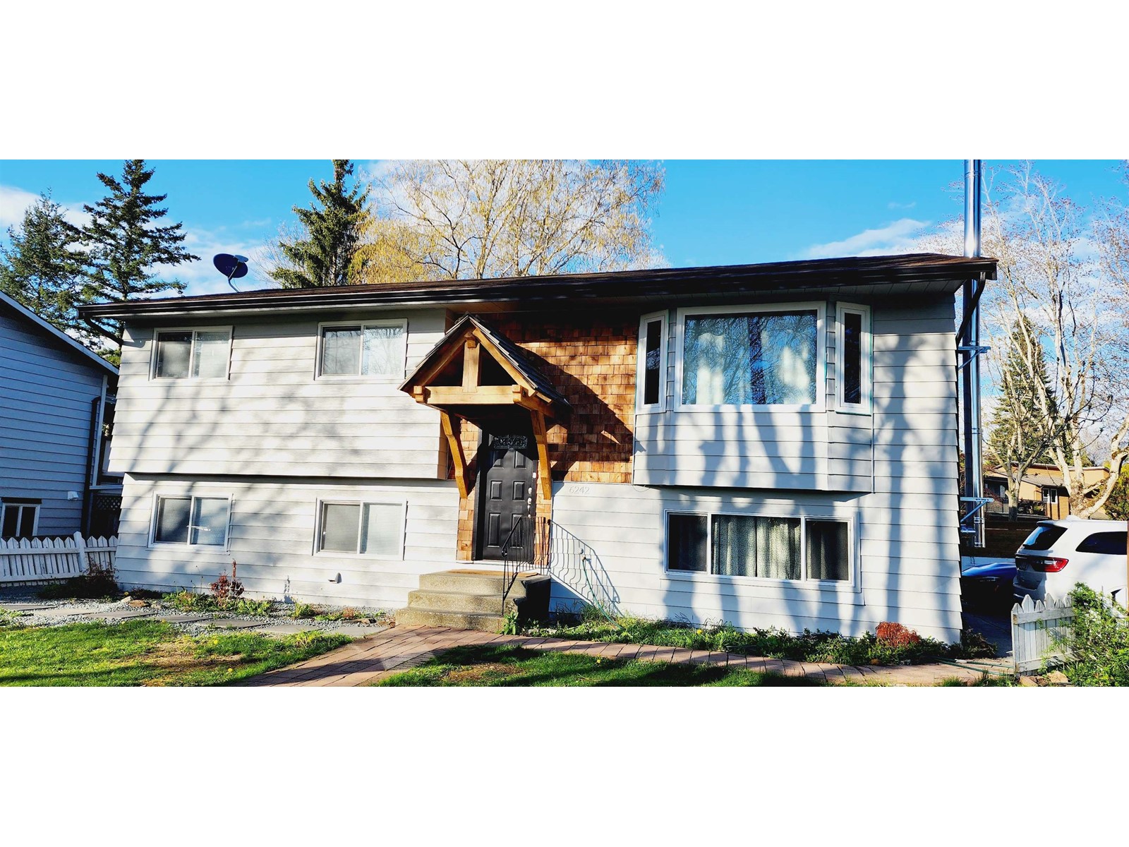 6242 Sundance Drive, Surrey, BC, V3S 8B2