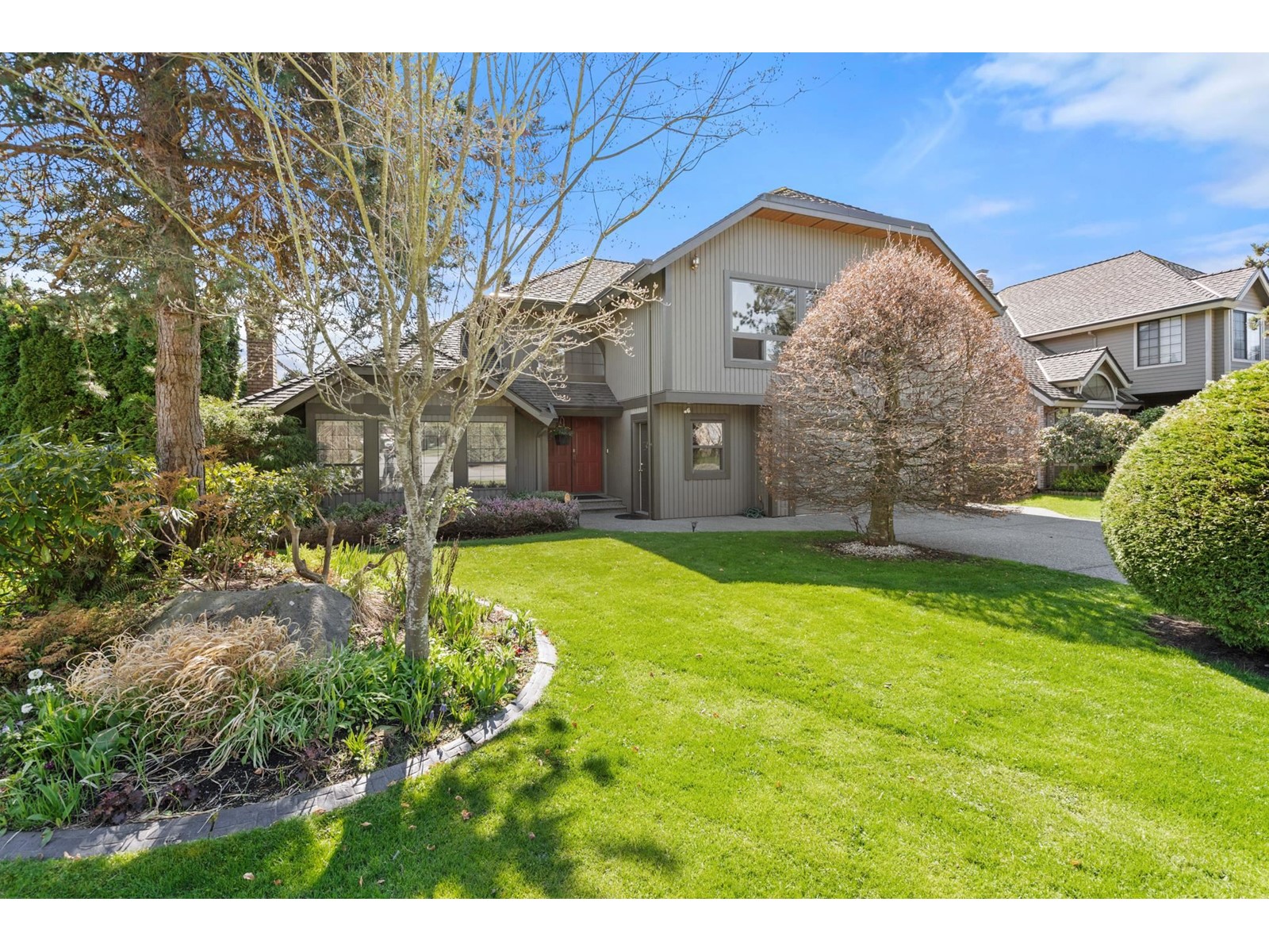 14894 20a Avenue, Surrey, BC, V4A 8L4