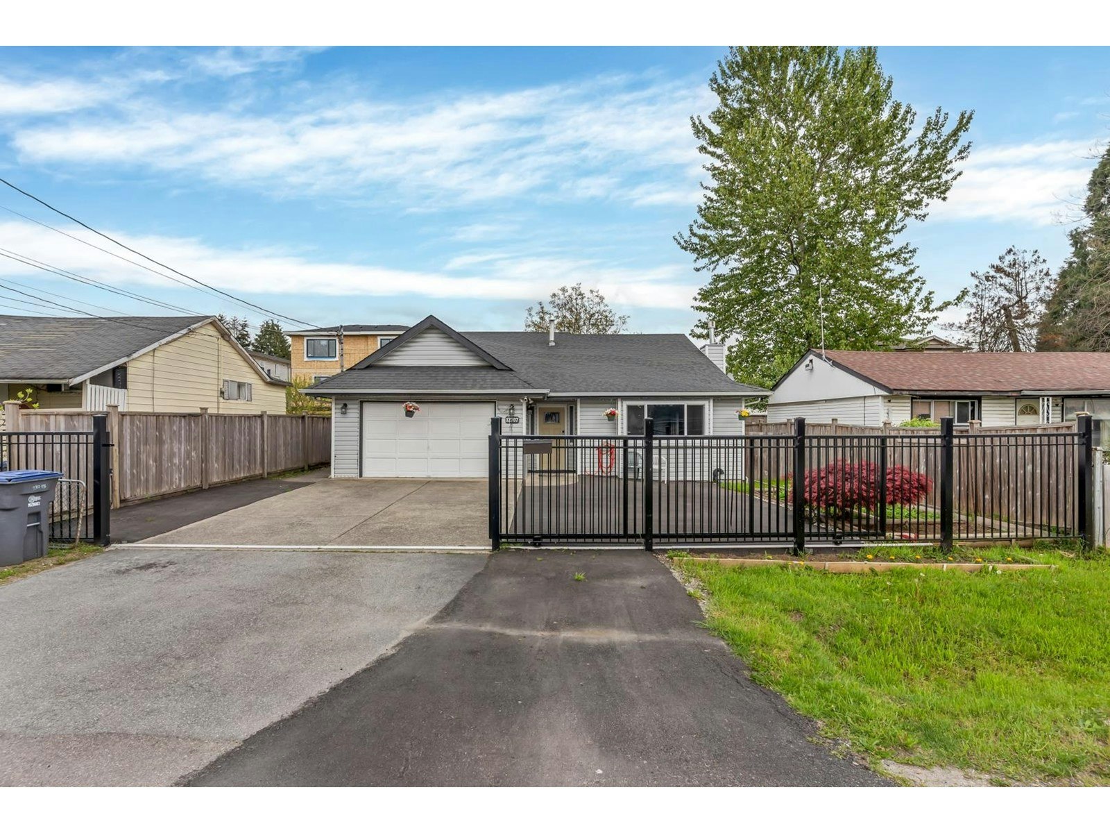 12707 113b Avenue, Surrey, BC, V3V 3N2