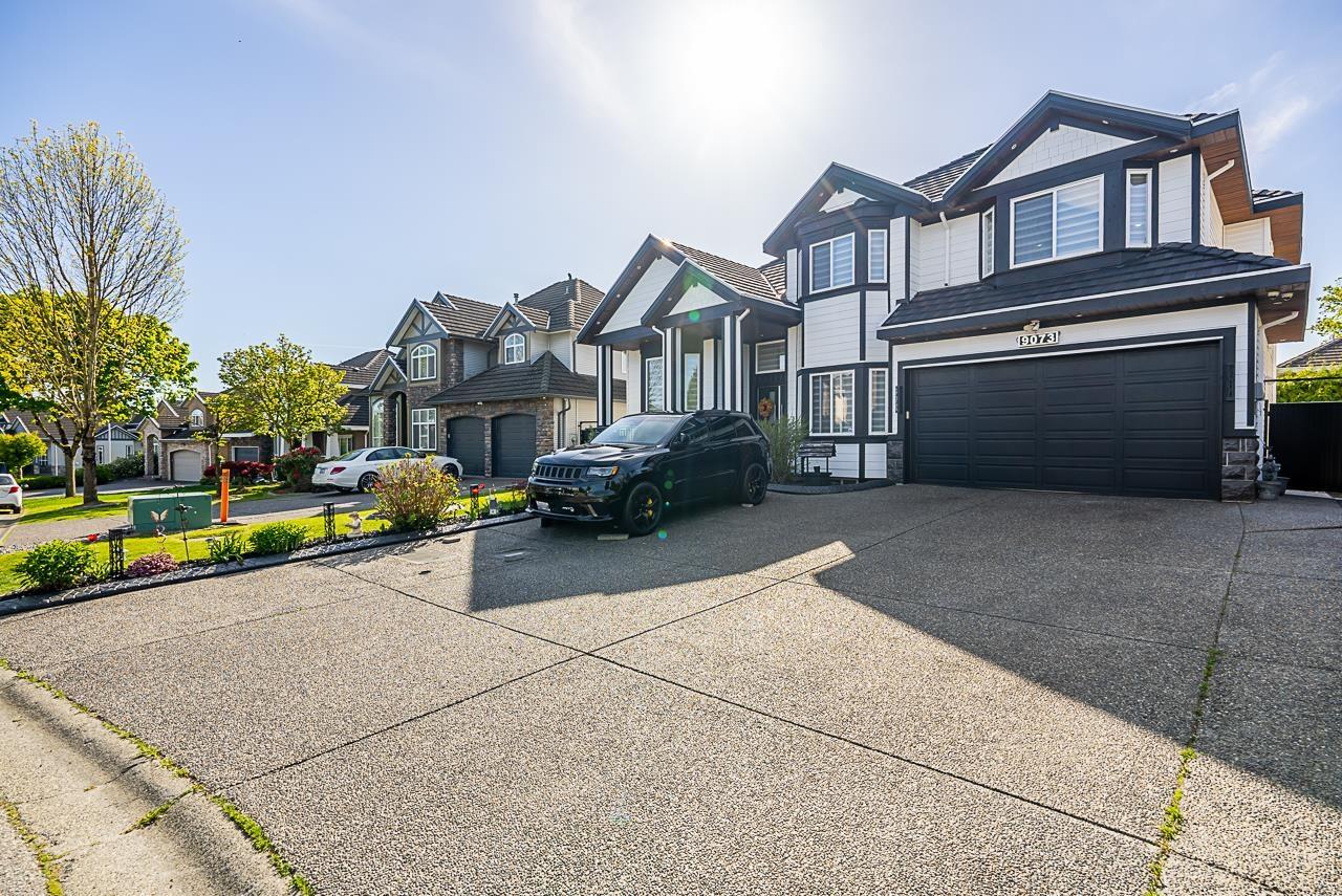 9073 141b Street, Surrey, BC, V3V 8E2