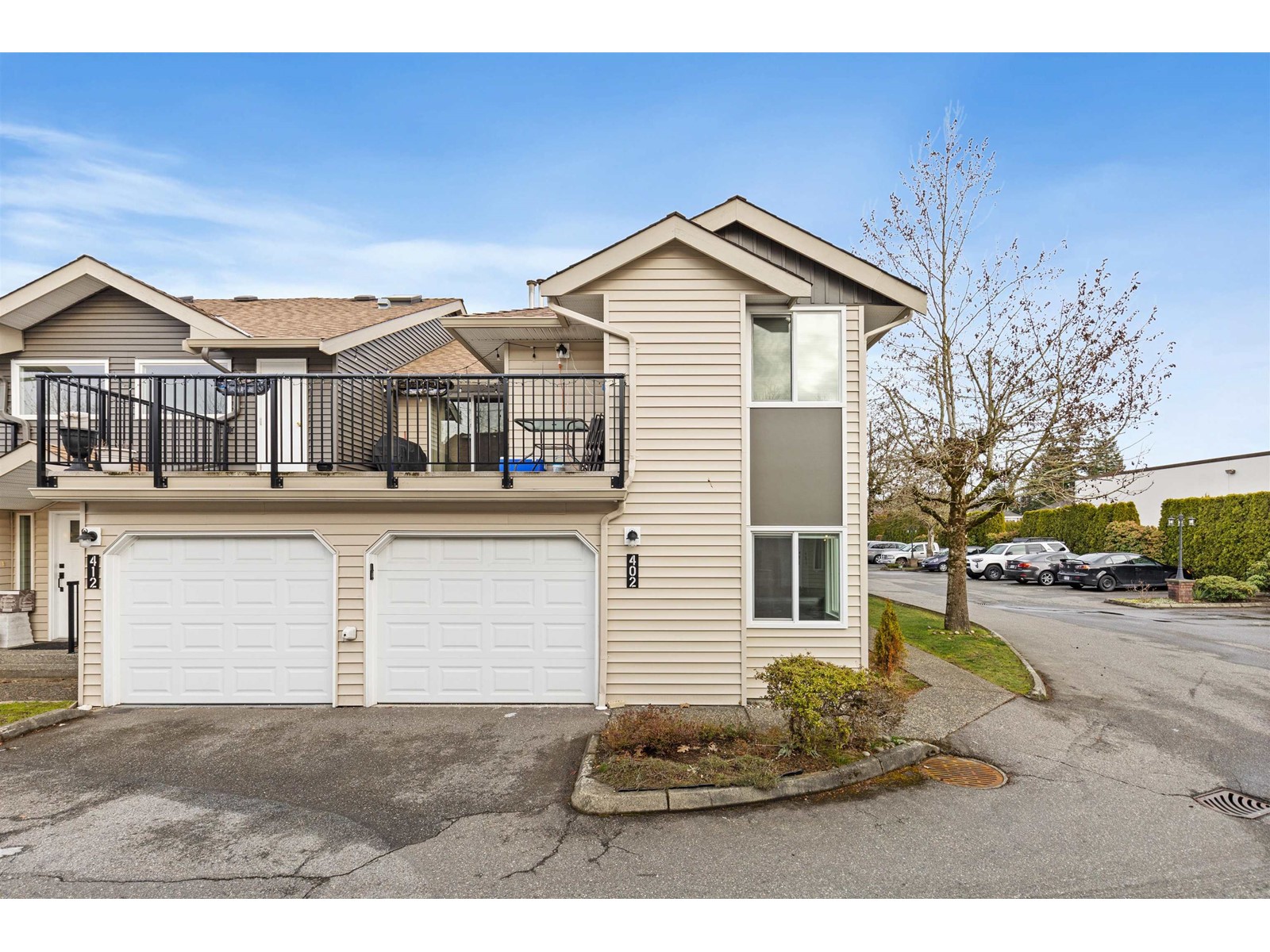 402-8972 Fleetwood Way Way, Surrey, BC, V3R 0T5