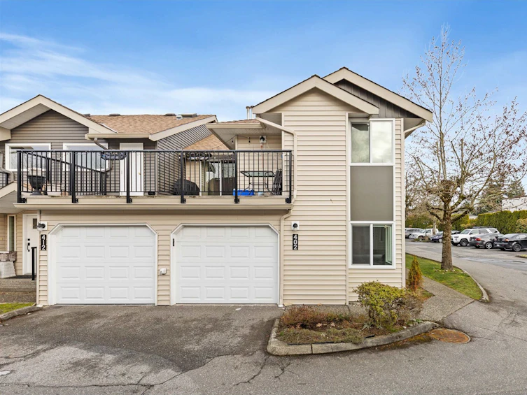 402-8972 Fleetwood Way Way, Surrey, BC, V3R 0T5