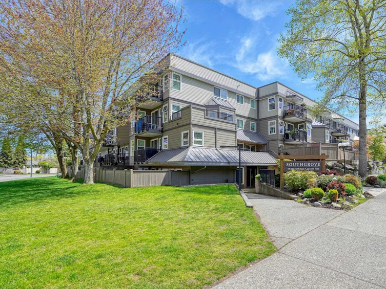 212-1870 Southmere Crescent, Surrey, BC, V4A 7A3